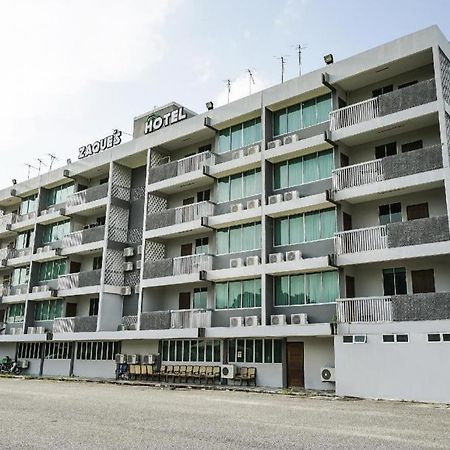 Capital O 90490 Zaques Hotel Сунгай Петани Екстериор снимка