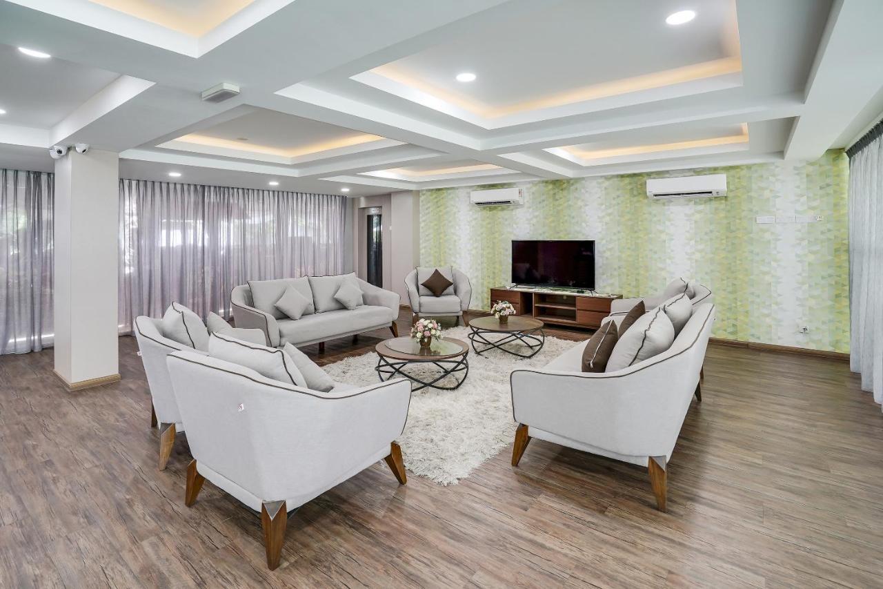 Capital O 90490 Zaques Hotel Сунгай Петани Екстериор снимка