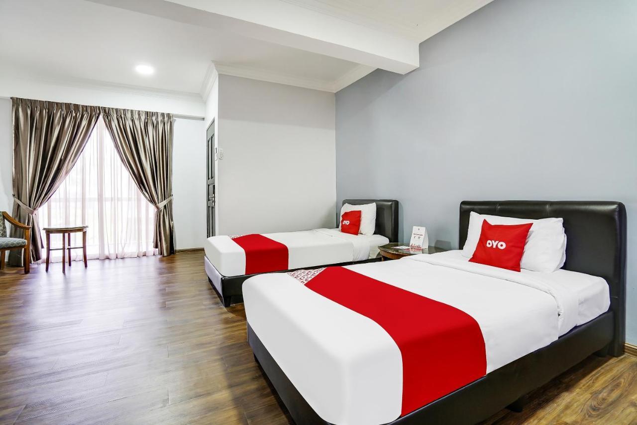 Capital O 90490 Zaques Hotel Сунгай Петани Екстериор снимка