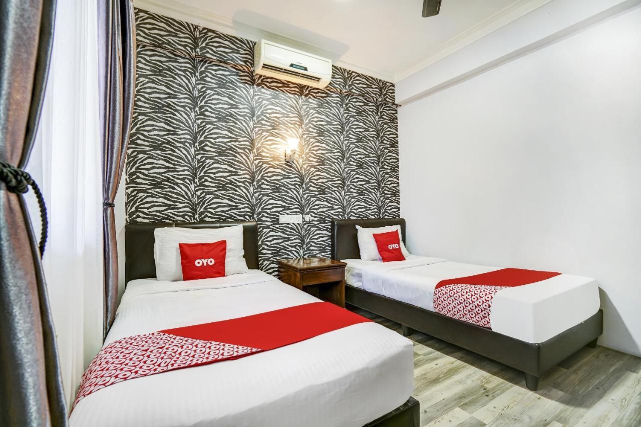 Capital O 90490 Zaques Hotel Сунгай Петани Екстериор снимка