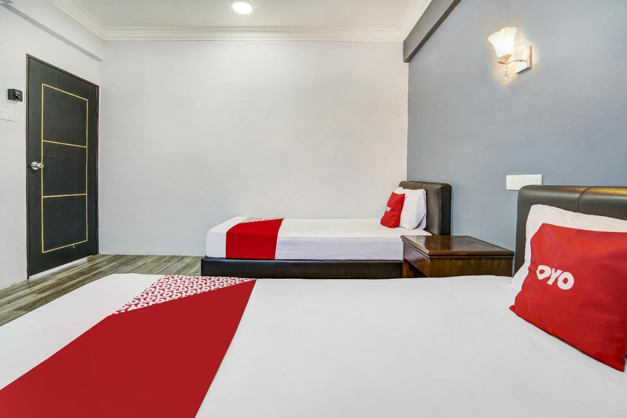 Capital O 90490 Zaques Hotel Сунгай Петани Екстериор снимка
